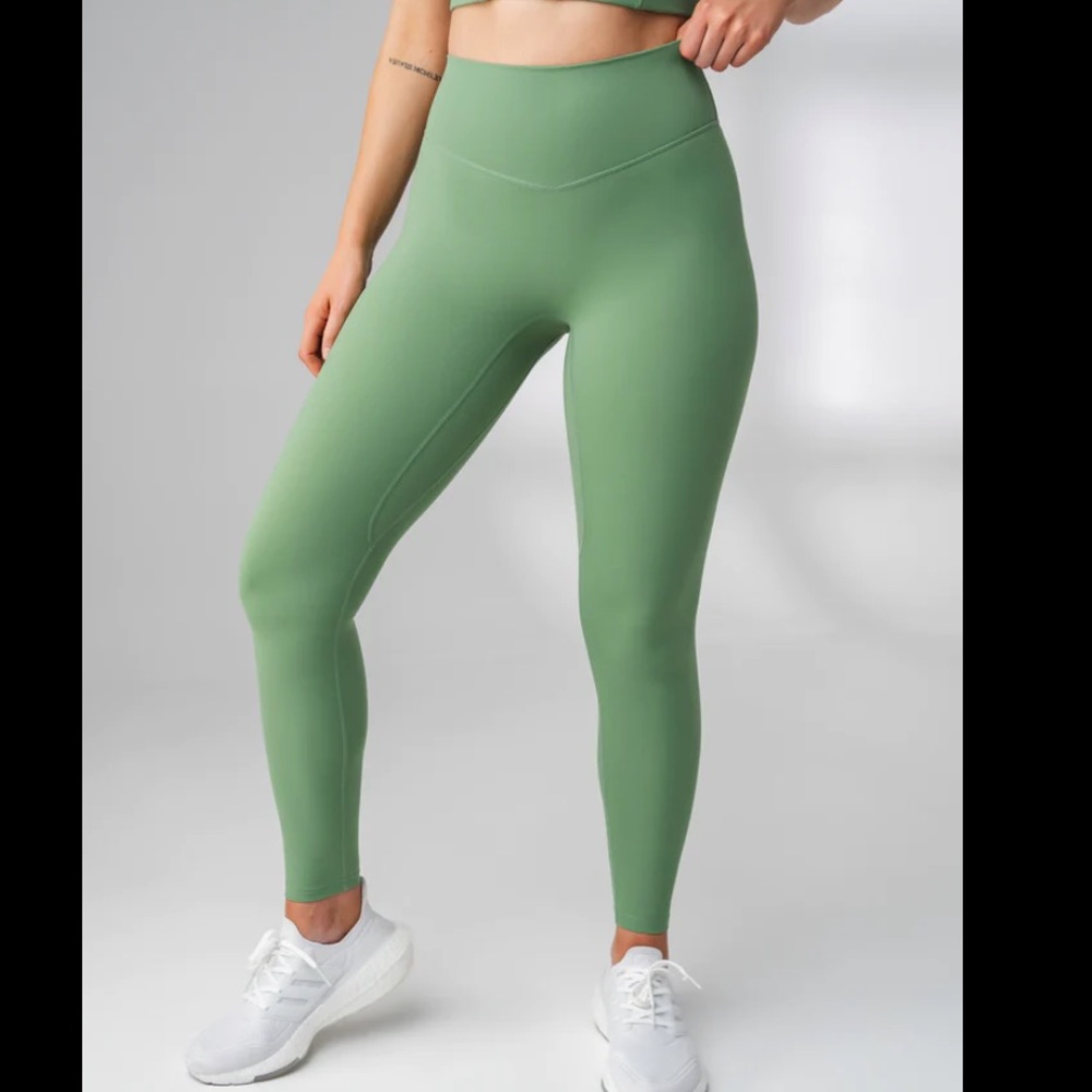 Balance/Vitality Cloud Leggings